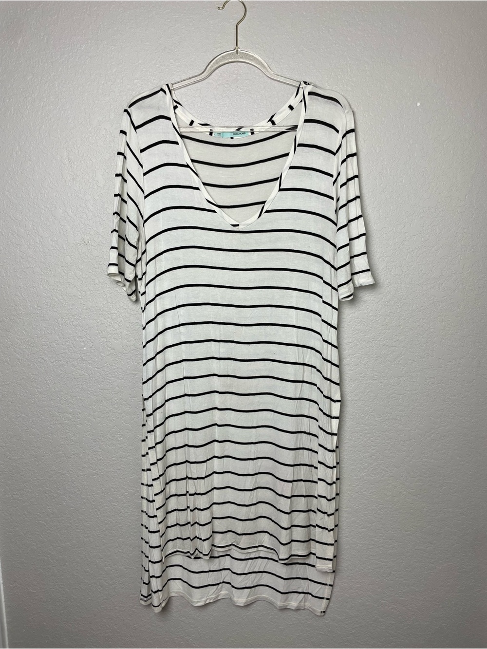 Maurices Black & White Striped V-Neck Tunic Size L